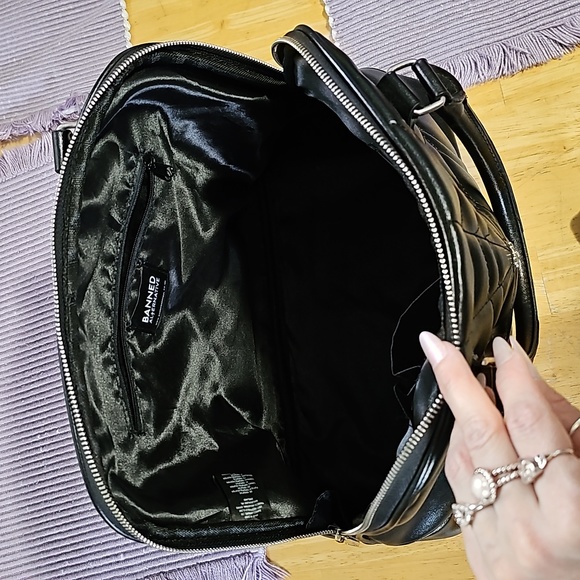 Black Designer Women Bag - Picture 8 of 10